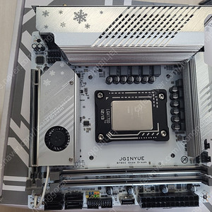 JGINYUE B760i-Snow Dream itx + 12600kf + ddr4 32기가