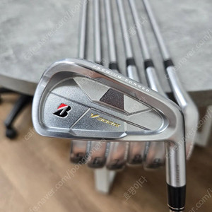 V300 9세대 4-P 7아이언세트 팝니다[특주샤프트]
