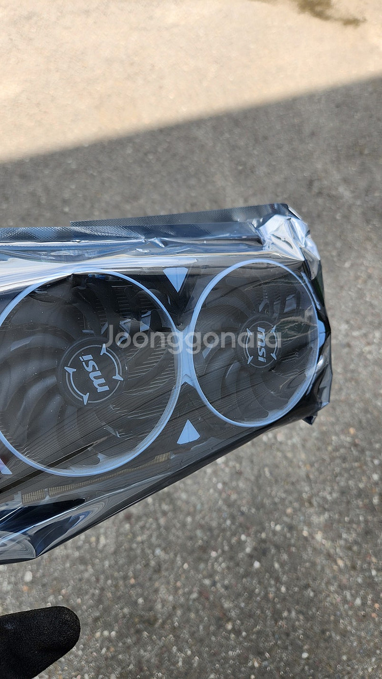 MSI RX 6600 ARMOR 8G 팝니다.--0