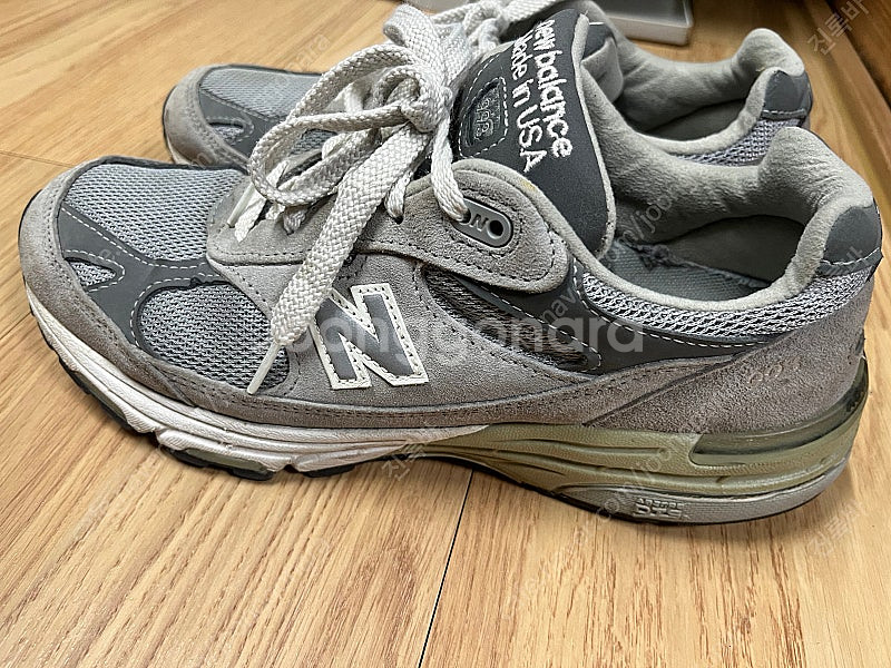 뉴발란스 993 판매합니다(260사이즈) (가격인하)--1