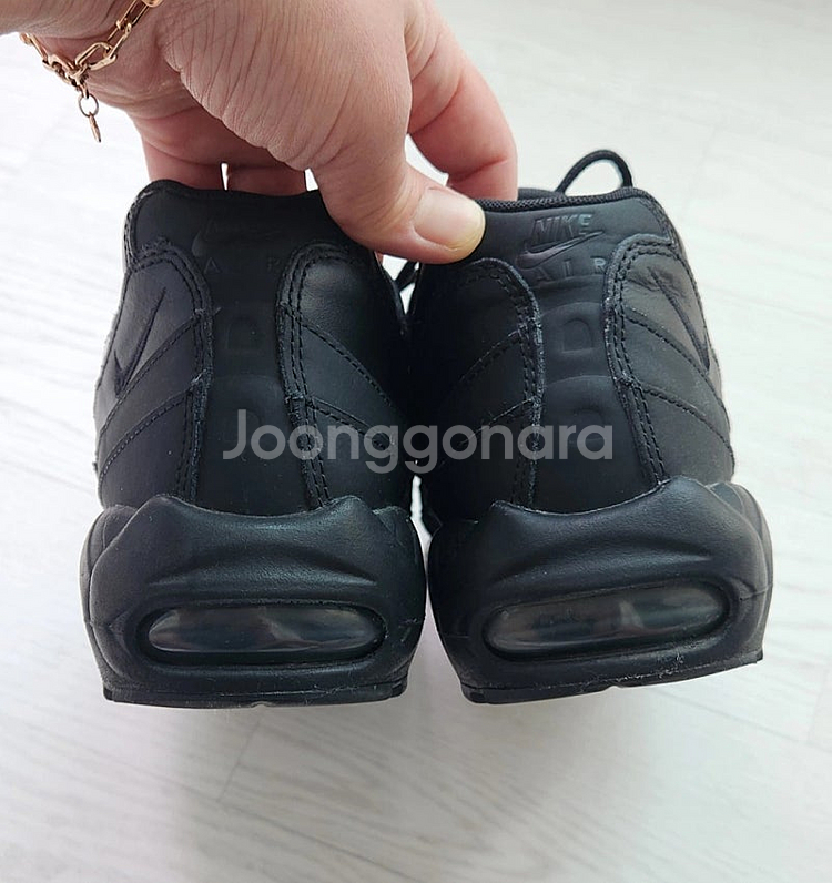 남성운동화 나이키에어맥스95블랙 280싸이즈(서울중랑구...--6