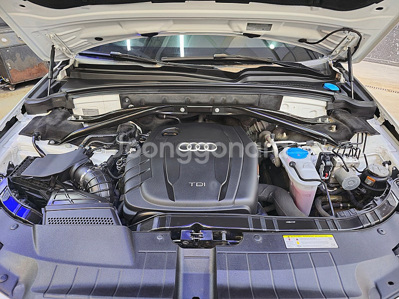 아우디 Q5 2.0TDi 콰트로 다이나믹 2012--7