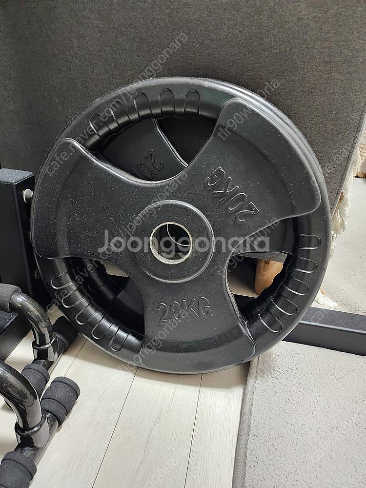 바벨 원판 20kg 판매합니다.--0
