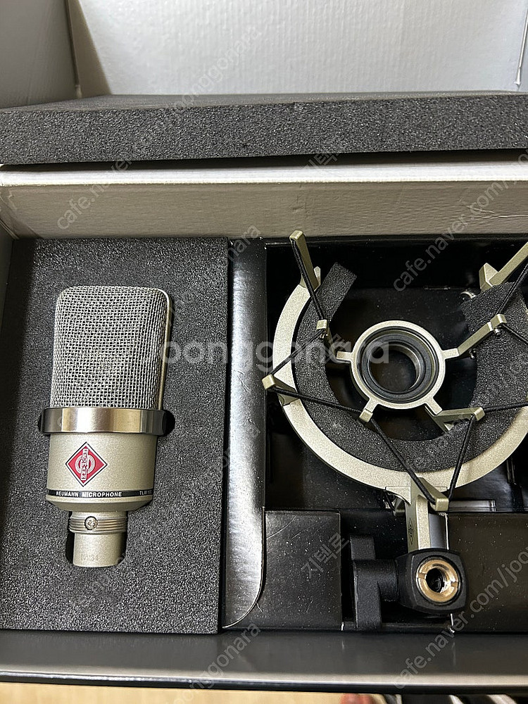 노이만 TLM 102 Studio Set--0