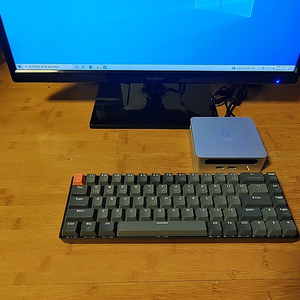 초미니 고사양PC (라이젠7 5700 램16 SSD512) + 모니터