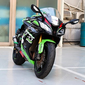 zx10r 가와사끼 닌자10r 2015년식 sc정품풀배기구변 깔끔한매물 판매합니다