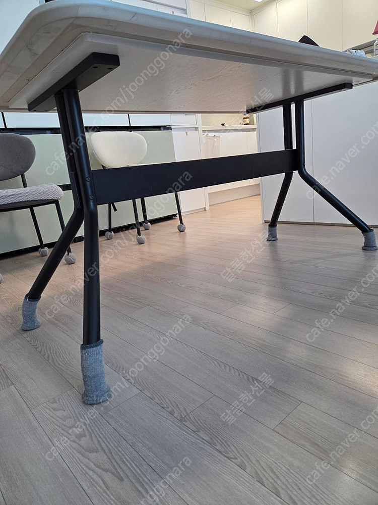 4인용 세라믹 식탁 ( 의자 미포함 )--3