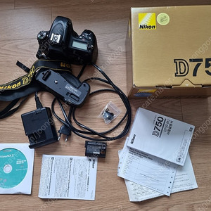 니콘 D750 바디 + 세로그립 세트
