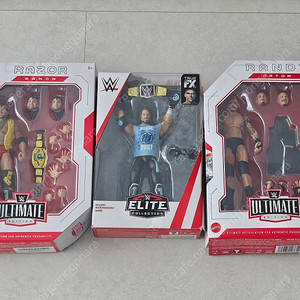 WWE 피규어 다수 판매합니다