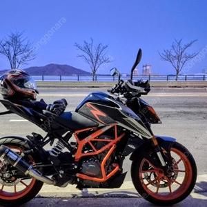 KTM 듀크390 22년식 24년 1월 출고