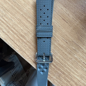 조셉보니 트로픽 러버 스트랩 그레이색상 판매합니다