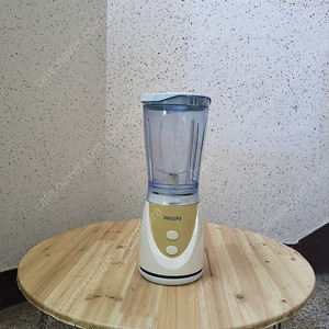 필립스 600ml 믹서기 HR-2870 판매합니다~~