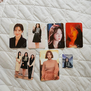 이지아 포카 스티커