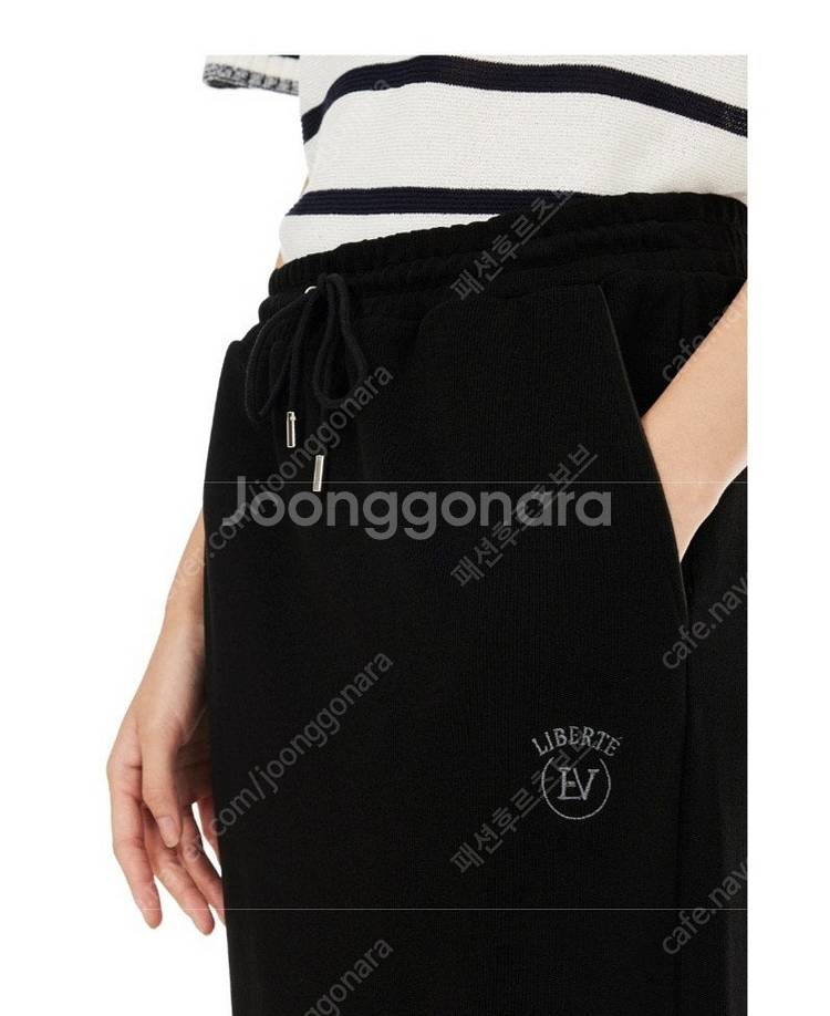 [새상품]보브(VOV) 이지 리브트 트랙 스커트 가격인...--3