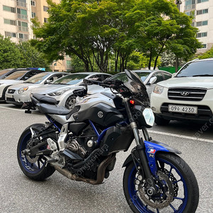 야마하 MT07 16년식 아크라 풀배기