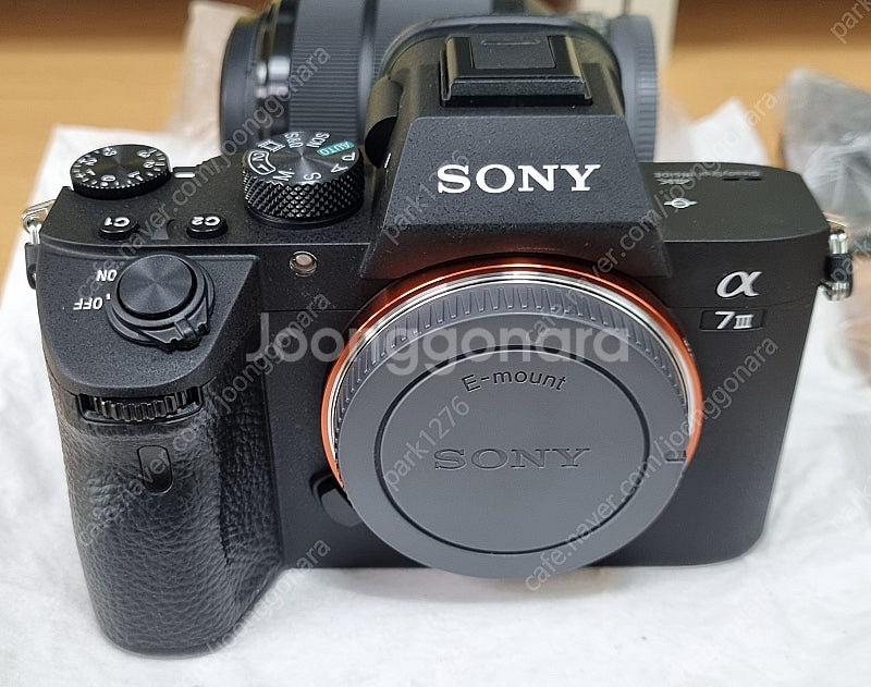 소니 A7 III 28-70 키트 ILCE-7M3K--6