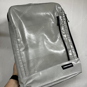 브롬톤 X 프라이탁 콜트레인 F748 라이트그레이 (민트급)