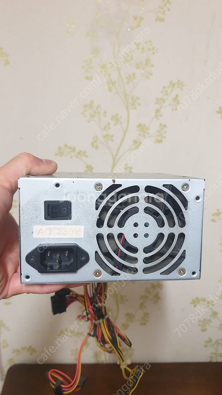 Fox Technology FA400 파워 판매해요--4