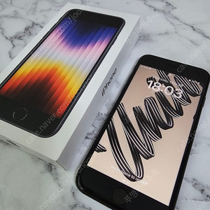 아이폰 SE3 128GB 판매합니다 (개인)