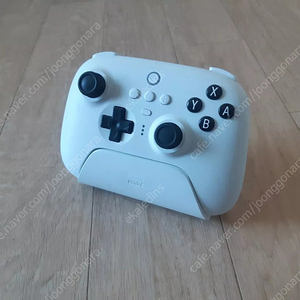 8bitdo 얼티메이트 컨트롤러 팝니다