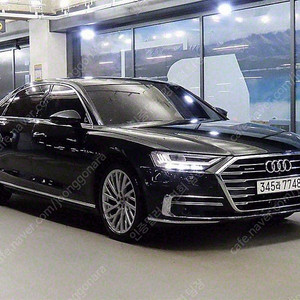 아우디 A8 중고 할부가능 검정색 2018년식 82,648km 55 TFSI 콰트로 LWB 중고차량
