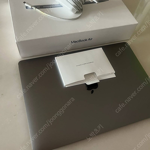 맥북에어 M1 2020 램 8G 256GB 영문자판 판매합니다