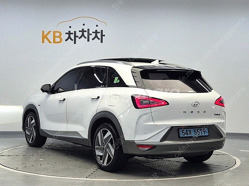 현대 넥쏘 중고 흰색 2020년식 62,695km 프리...--2