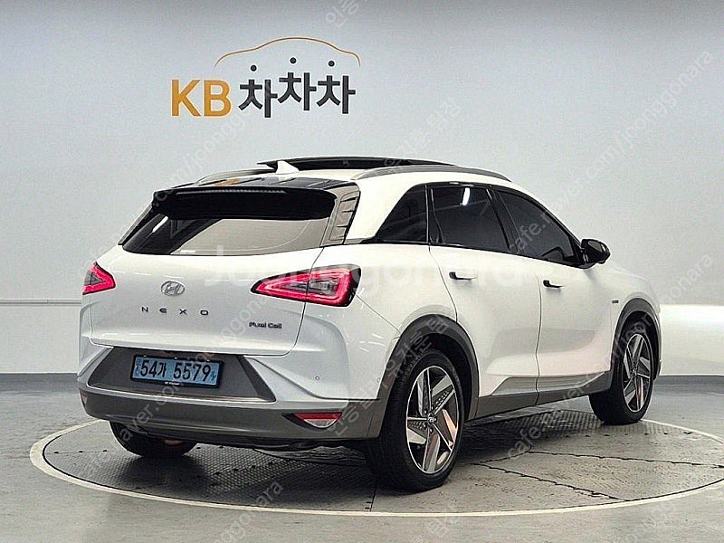현대 넥쏘 중고 흰색 2020년식 62,695km 프리...--3