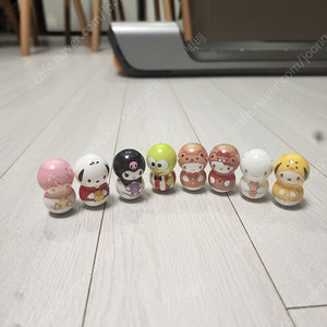 산리오 플리퍼즈 포차코,케로피,쿠로미,라라,코스프레시나모롤,코스프레 키티,시나모롤,코스프레 포차코 팝니다.
