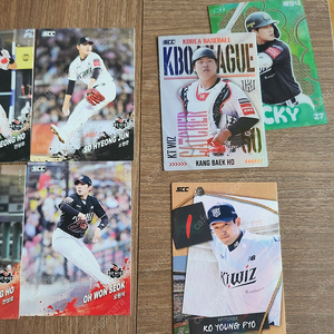 2025 kbo 카드 kt 일괄 럭키 배정대 홀로 강백호 퍼즐 고영표