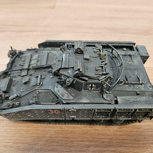 프라모델 1/35 워리어 MCV