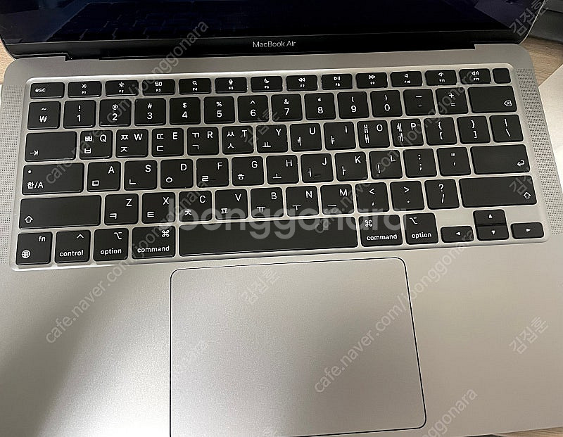 맥북 에어 M1 256GB 스페이스그레이 2020년--4