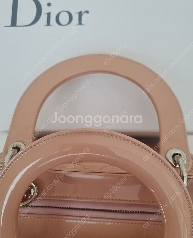 디올 레이디백 미듐 페이던트(매장구매)--3
