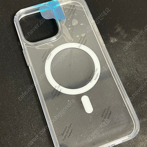 슈피겐 아이폰 13프로 맥세이프 케이스 새상품