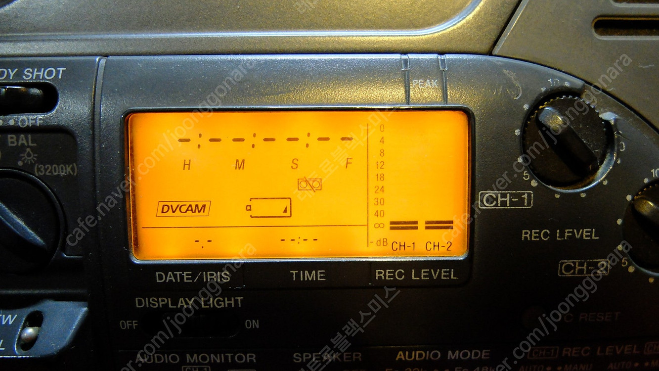 소니 방송용 카메라 소니 DSR-200A 3CCD 카메라 촬영장비 카페 인테리어 비디오 카메라 촬영소품 비디오카메라--3