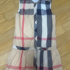 버버리키즈 여아원피스8Y(128cm)