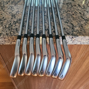 캘러웨이 Apex pro 21 아이언세트 (4 ~ P) + 특주(A) 판매합니다.