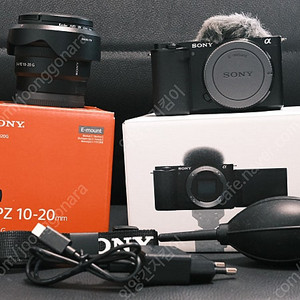 소니 ZV-E10 바디 + SELP 1020G 렌즈