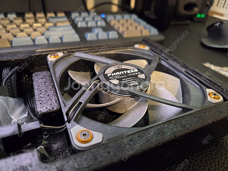 쿨링팬 2종 판매 합니다. (T30 / noctua A...--1