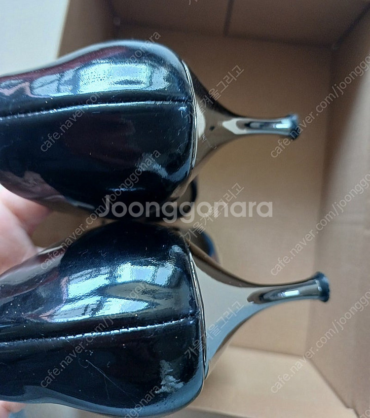 탠디 블랙 토오픈 에나멜 펌프스 (7cm) 245사이즈--4