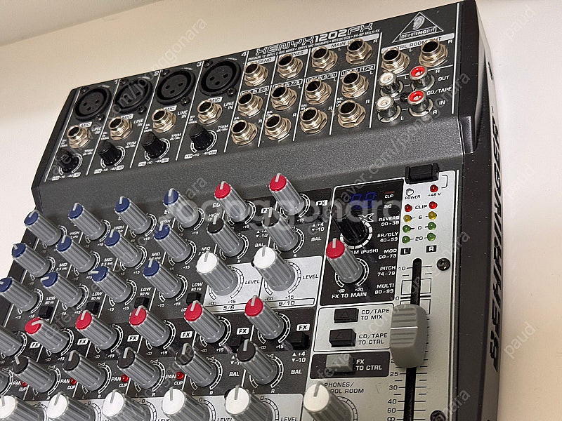 베링거 XENYX 1202FX 에코기능 12입력 아날로...--2