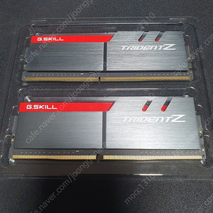 지스킬 DDR4 3200Mhz cl14 16기가 (8기가 x2) 팝니다