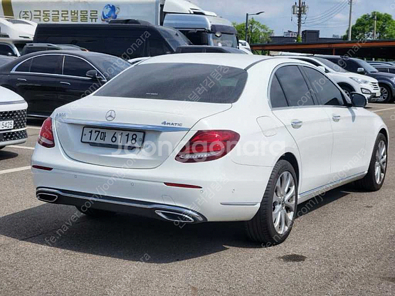 벤츠 E-클래스 W213 E220d 아방가르드 선착순 ...--3