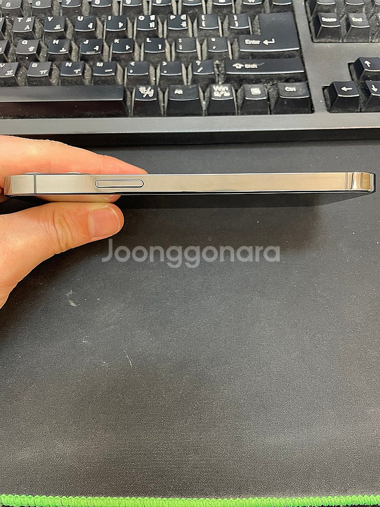 아이폰12프로 블랙 256GB 가성비좋은 중고30만팝니...--4