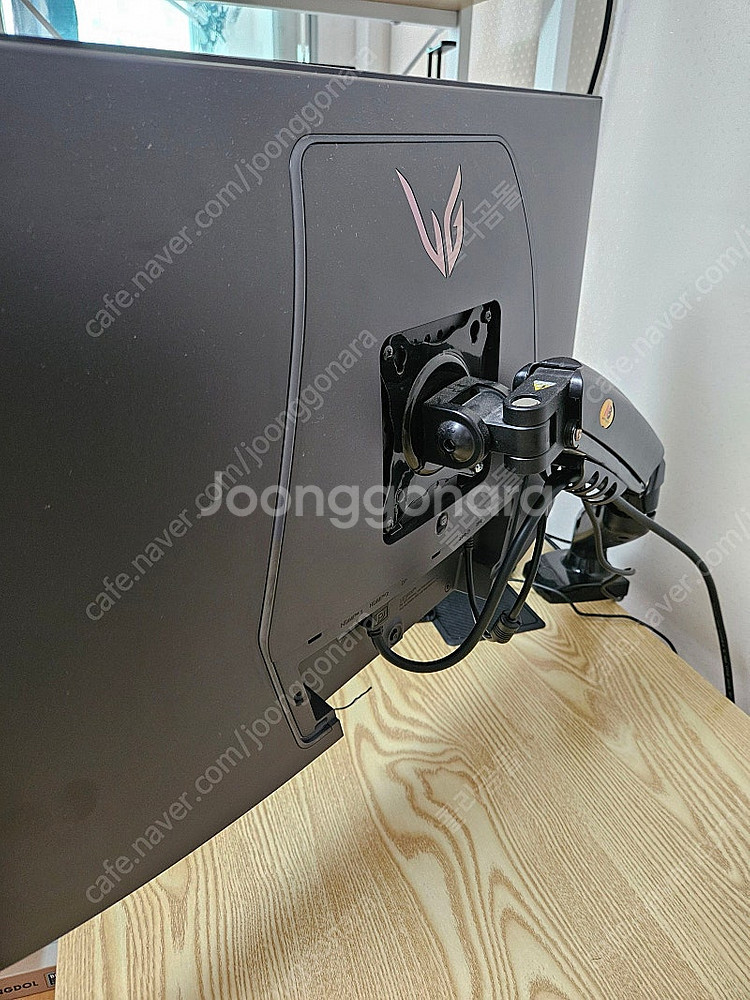 LG 울트라기어 27G850A 판매합니다!--1