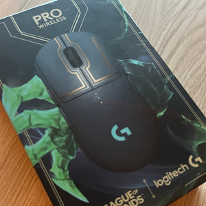 [팝니다] Logitech G PRO 무선 게이밍 마우스 Logitech G PRO Wireless Gaming Mouse (리그 오브 레전드 에디션) 미개봉 새제품 League