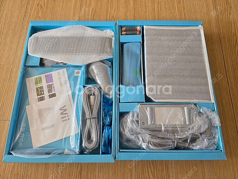 닌텐도 wii 블랙 미개봉 팝니다.--3