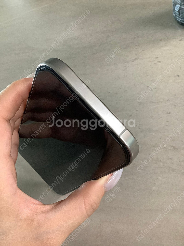 아이폰16pro 내추럴티타늄 256GB ﻿--2