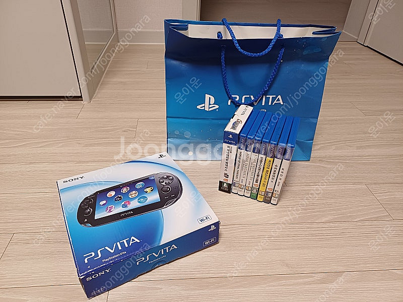 psvita 1세대 본체 풀셋 + 타이틀8개 일괄--1