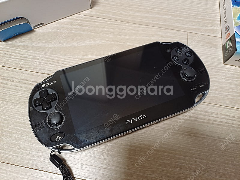 psvita 1세대 본체 풀셋 + 타이틀8개 일괄--3
